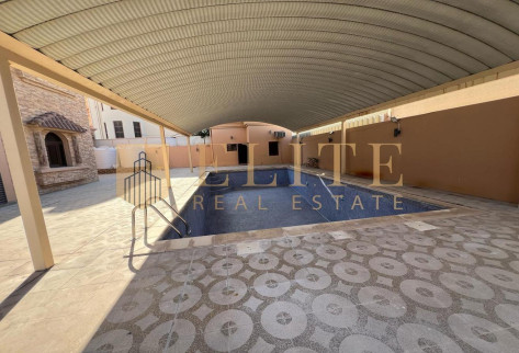 UNIC Standalone Villa 6 Bedrooms Private Garden