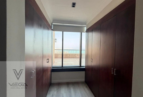 3BR Sea View, High Floor, 342 sqm, Great Price
