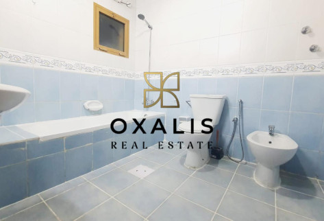 HUGE LAYOUT 2 BHK | NEAR METRO | LIMITED OFFER