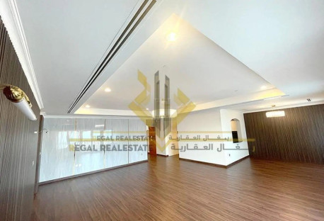 3+maid For Sale in Porto Arabia INC Gym and Pool - Apartments in West Porto Drive
