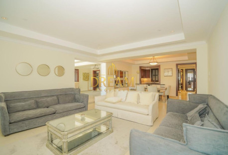 A Rare Fully Furnished 3 Bedroom + Maid Townhouse - Townhouse in Porto Arabia
