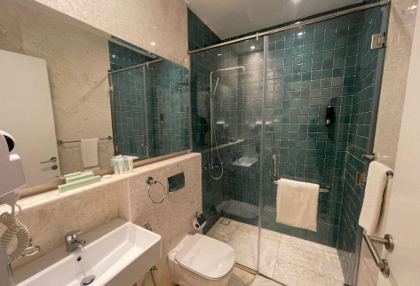 Available 1BHK FF Hotel Apt in Muntazah FREE Bills