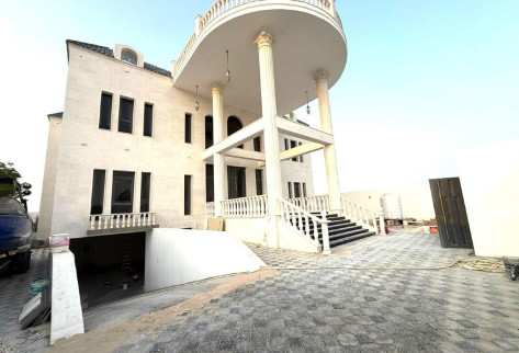 ULTRA-LUXURY BRAND NEW VILLA WITH SEA VIEW