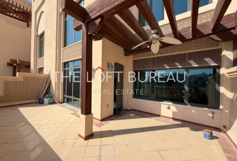Townhouse Duplex 4 BR+Maid|Full Sea View| Upgraded