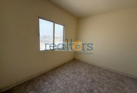 Brand New Warehouse with12 Rooms for Rent