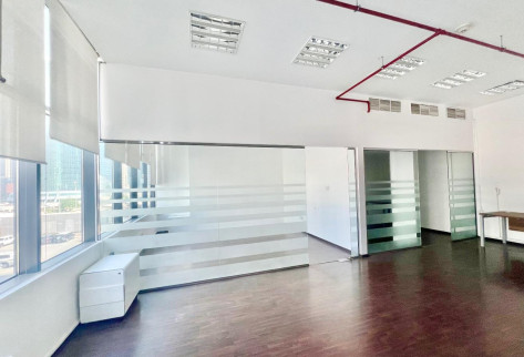 120 SQM PARTITIONED OFFICE IN WESTBAY