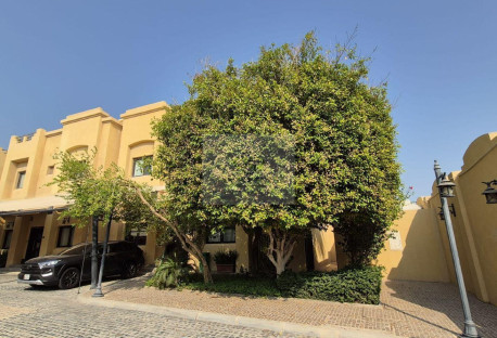 SF 4BHK + Maid Room Compound Villa In Al-Hilal. - Villa in Al Hilal