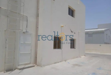 Warehouse Birkat Al Awamer (Old Subdivision) - Warehouses in East Industrial Street