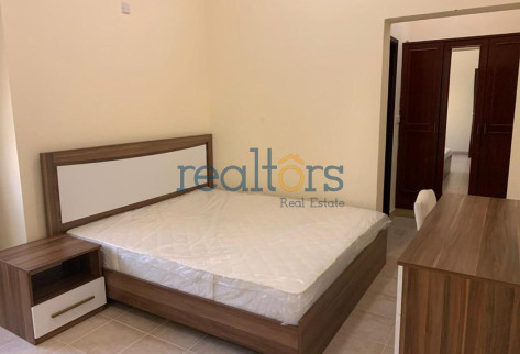 Grab Deal 4BHK Villa Compound SF/FF, W&Wo Backyard