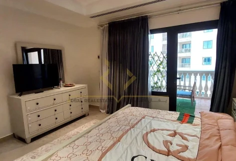 Spacious 1 Bedroom Fully Furnished Apartment