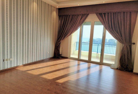 Seafront 1BR Chalet | Full Sea View | Investment - Apartment in Viva West