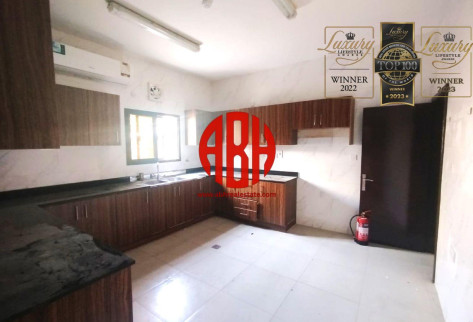 MODERN 5BDR+MAID VILLA | LIMITED OFFER |PRIME SPOT