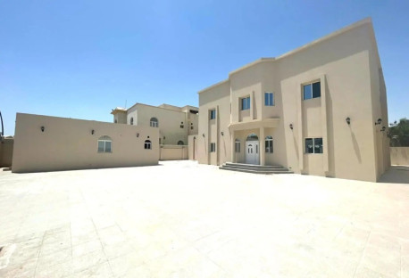 NEW GRAND FAMILY VILLA| PRIME LOCATION - Villas in Al Dafna