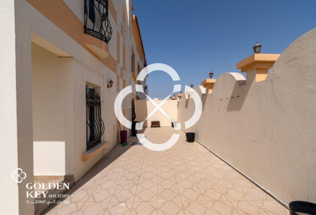 Commercial Villa for Multiple Business Activities - Villas in Al Nuaija Street