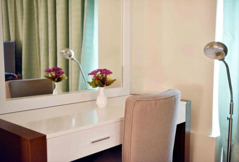 Luxury studio@ corniche+ free housekeeping