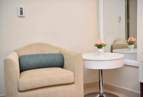 Luxury studio@ corniche+ free housekeeping