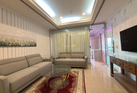 Studio Apartment in Porto Arabia with For Sale