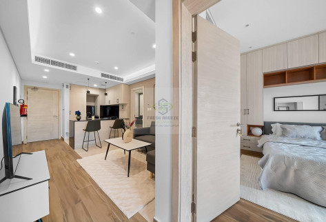 LUXURY 2 BHk FULLY FURNISHED APARTMENT/LOCATION