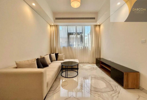 MODERN VILLA / 5 BEDROOMS / PRIVATE POOL