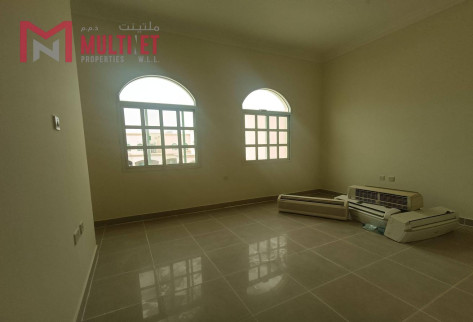 Spacious 5 BHK | Compound Villa | Modern Layout