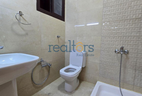 Spacious 5-Bedroom Apartment in Al Markhiya