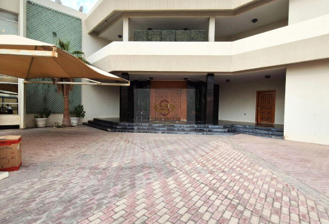 StandAlone Villa With Majlis ,Driver & Maid Room