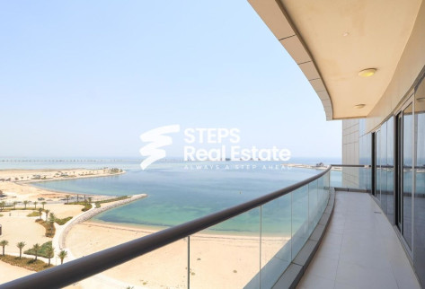 Luxurious 2 BHK Flat with Views for Sale in Lusail - apartment in Waterfront Residential