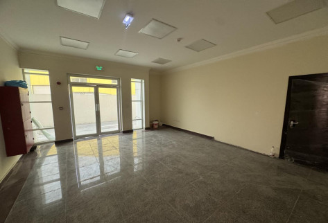 For rent a warehouse with a transportation license