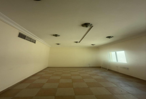Spacious 2bedrooms apartment for great price