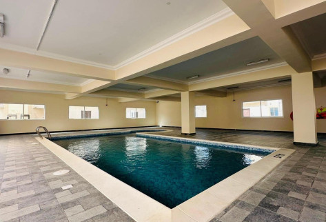 Brand new villa 6 bedrooms inside beautiful comp