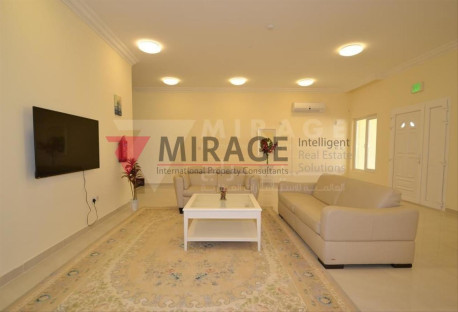 4 Bedroom Compound Villa in Al Sakhama - Compound Villa in Al Sakhama