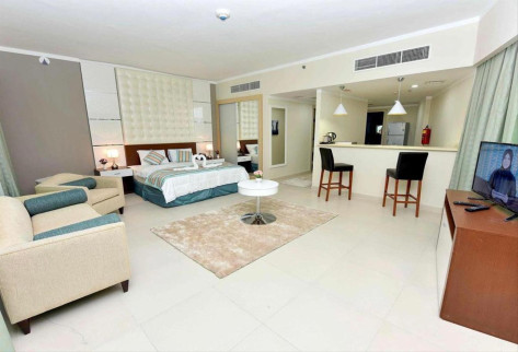 Luxury studio@ corniche+ free housekeeping