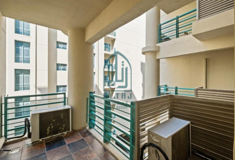 Near Metro Station 2BR Flat now for rent!
