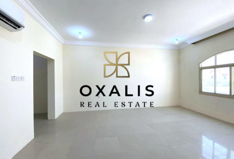 HUGE FRONT YARD | 5 BDR VILLA | READY TO MOVE IN