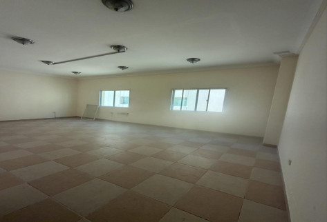 Spacious 2bedrooms apartment for great price