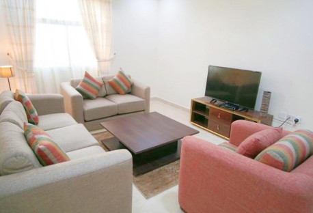 FURNISHED 2BHK NAJMA CLOSE TO AIRPORT ROAD NO FEE - Apartment in Capital One Building