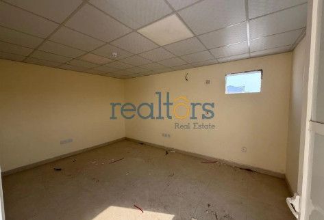 Big Wearhouse with office for rent (FOOD)