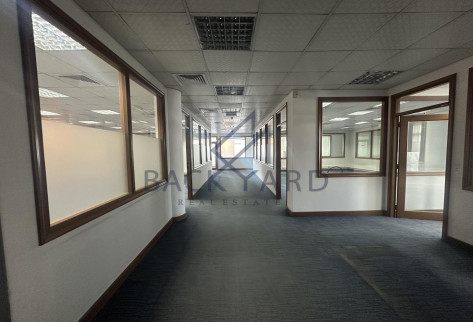 Luxurious Full Floor In Al Sadd Road