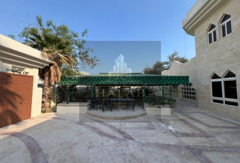 AMAZING VILLA IN DAFNA WITH BORIVATE GARDEN