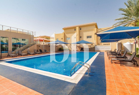 SPACIOUS 3 BEDROOM VILLA WITH MAID ROOM - Villas in Al Waab Street