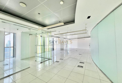 TOP FLOOR 200 SQM OFFICE SPACE IN WESTBAY