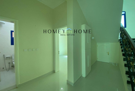 Compound Villa 5b + Storage in Al Hilal