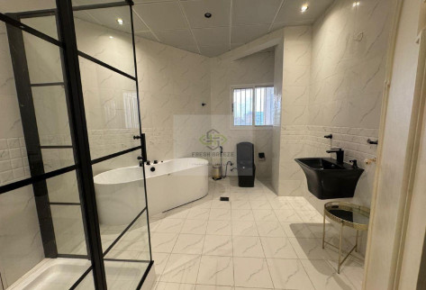 STAND-ALONE VILLA-DRIVER ROOM-MAID ROOMS IN HILAL