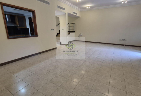 3BDR Plus Maid Room Compound Villa In Old Airport.