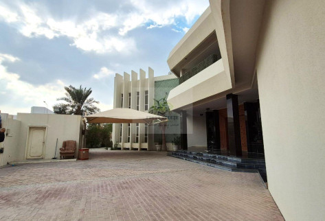 StandAlone Villa With Majlis ,Driver & Maid Room