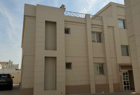 3 bhk spacious apartment at new Al ghanim