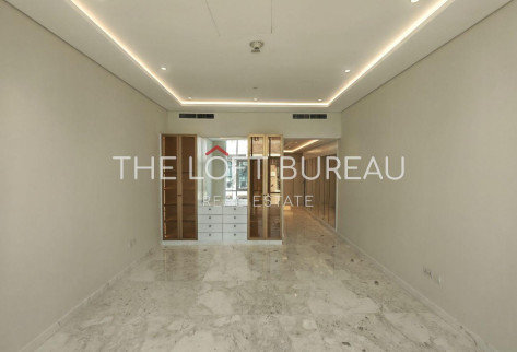 For Sale| Exclusive 4-BHK Penthouse|Porto Arabia|