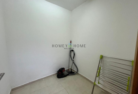 2 + Maids room Furnished Flat in Zigzag Towers