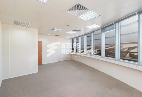 Sea View | Ready Office Space with Bills Included - Office in Al Hitmi
