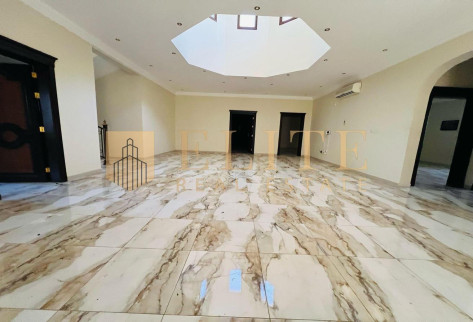 UNIC Standalone Villa 6 Bedrooms Private Garden